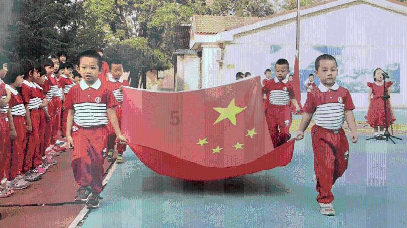 喜欢一个女生，但是他不喜欢，叫我不要追了，我打算这一封信告诉她我得内心，我该怎么写，求跪，谢谢
